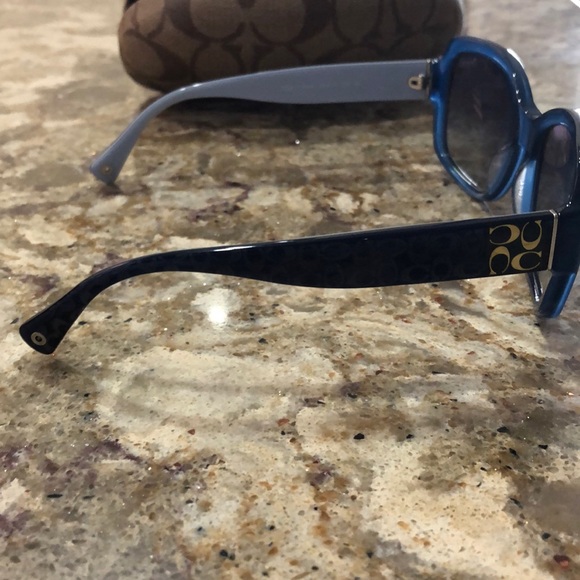 blue coach sunglasses